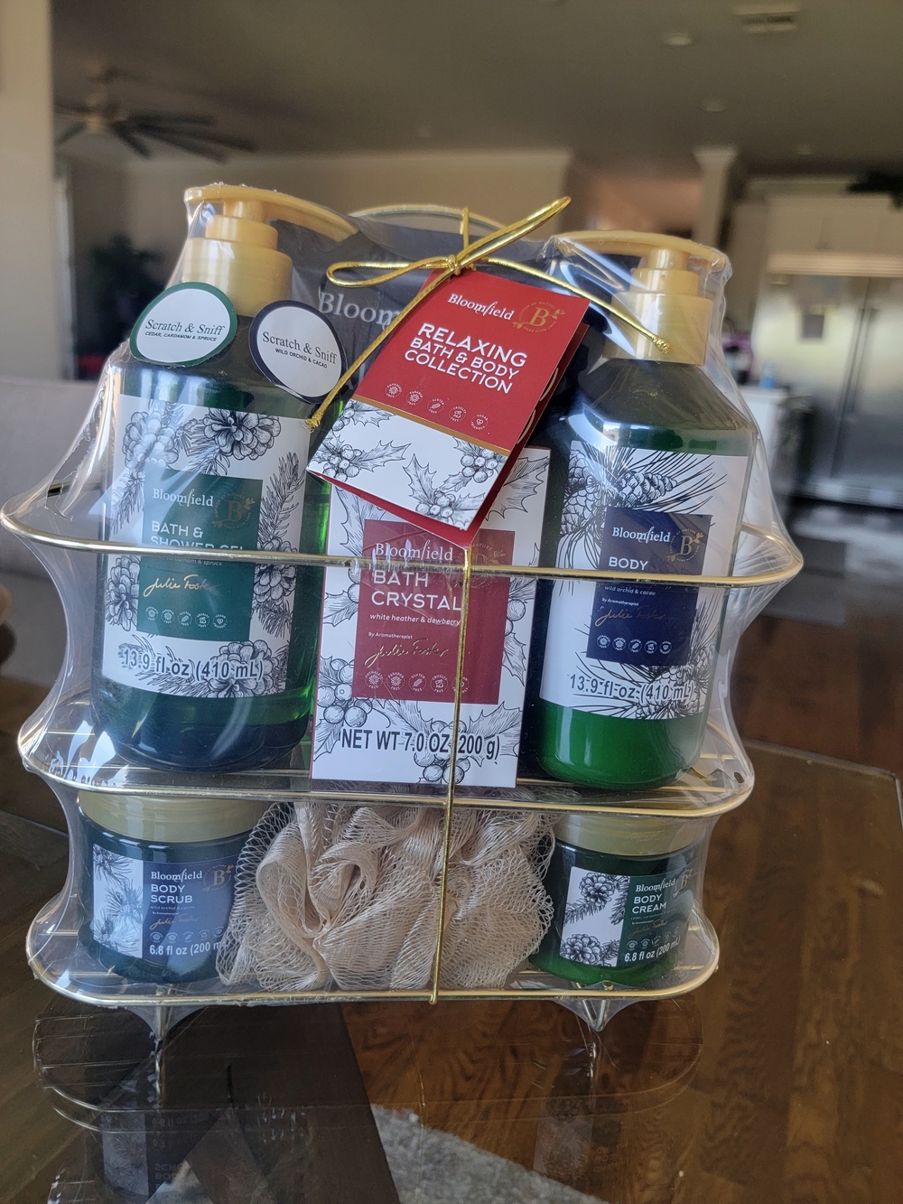 Bloomfield Relaxing Bath & Body Set Collection by Julie Foster. (8 pieces)